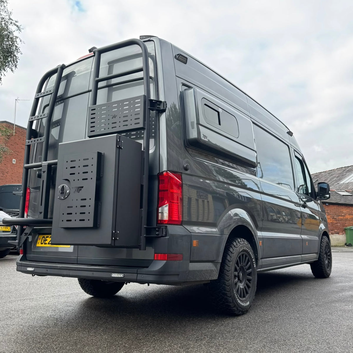 ADV Crafter/TGE MWB side pods
