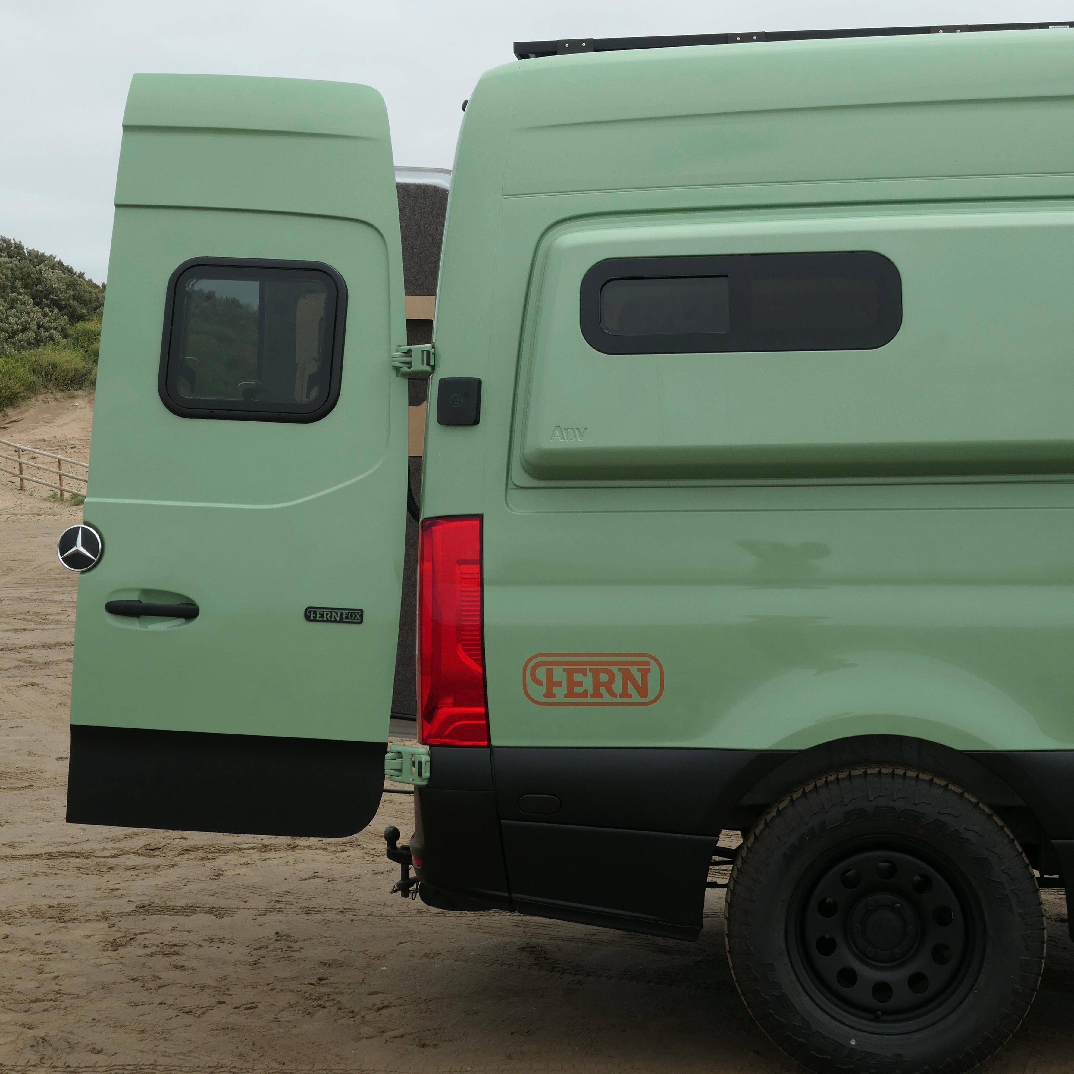 ADV Mercedes Sprinter MWB Side pods
