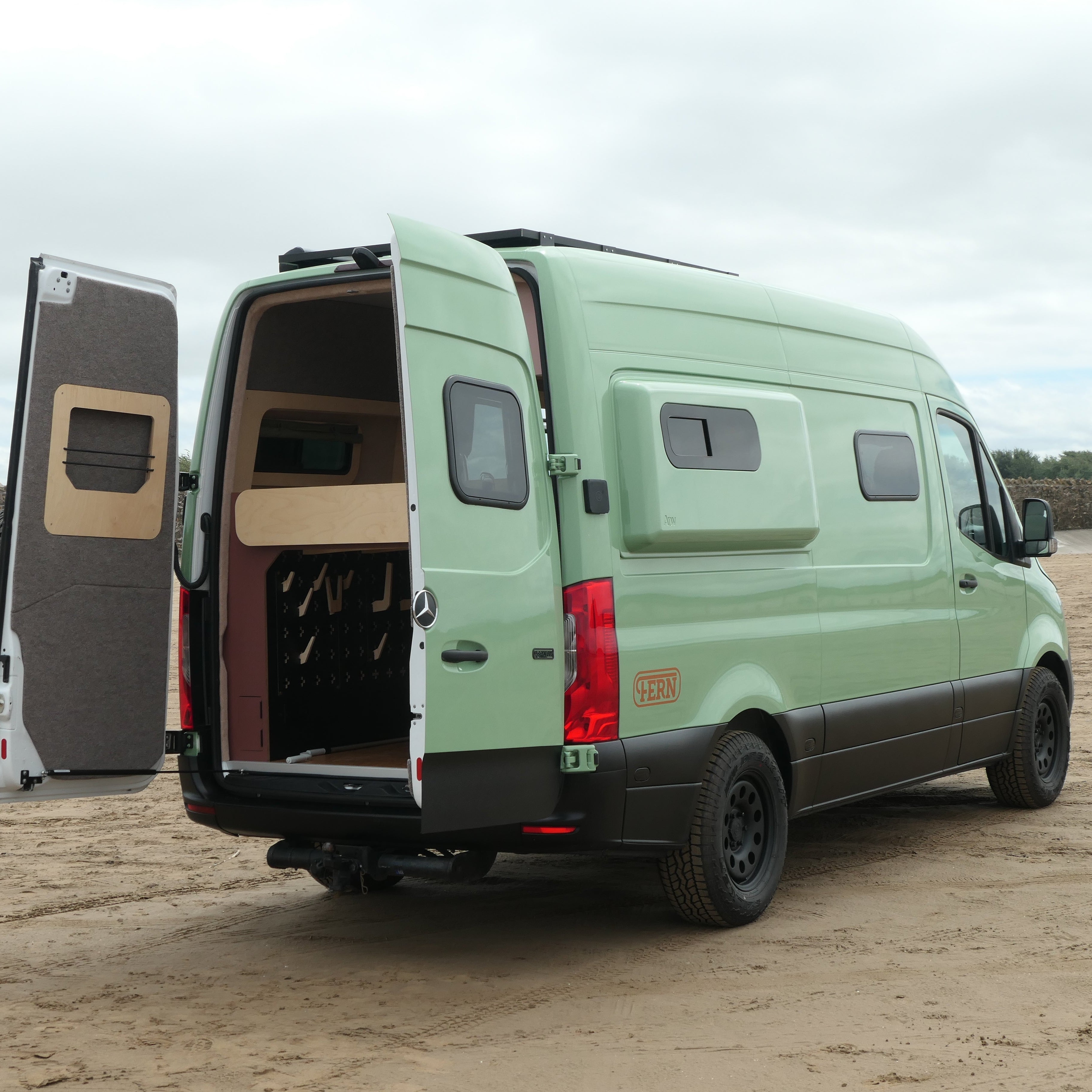 ADV Mercedes Sprinter MWB Side pods