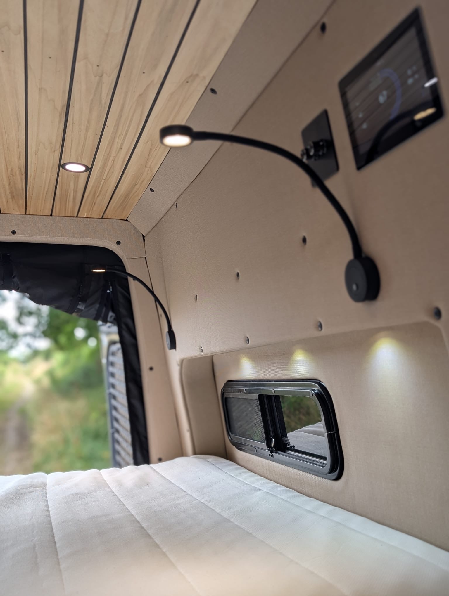 ADV Mercedes Sprinter MWB side pods