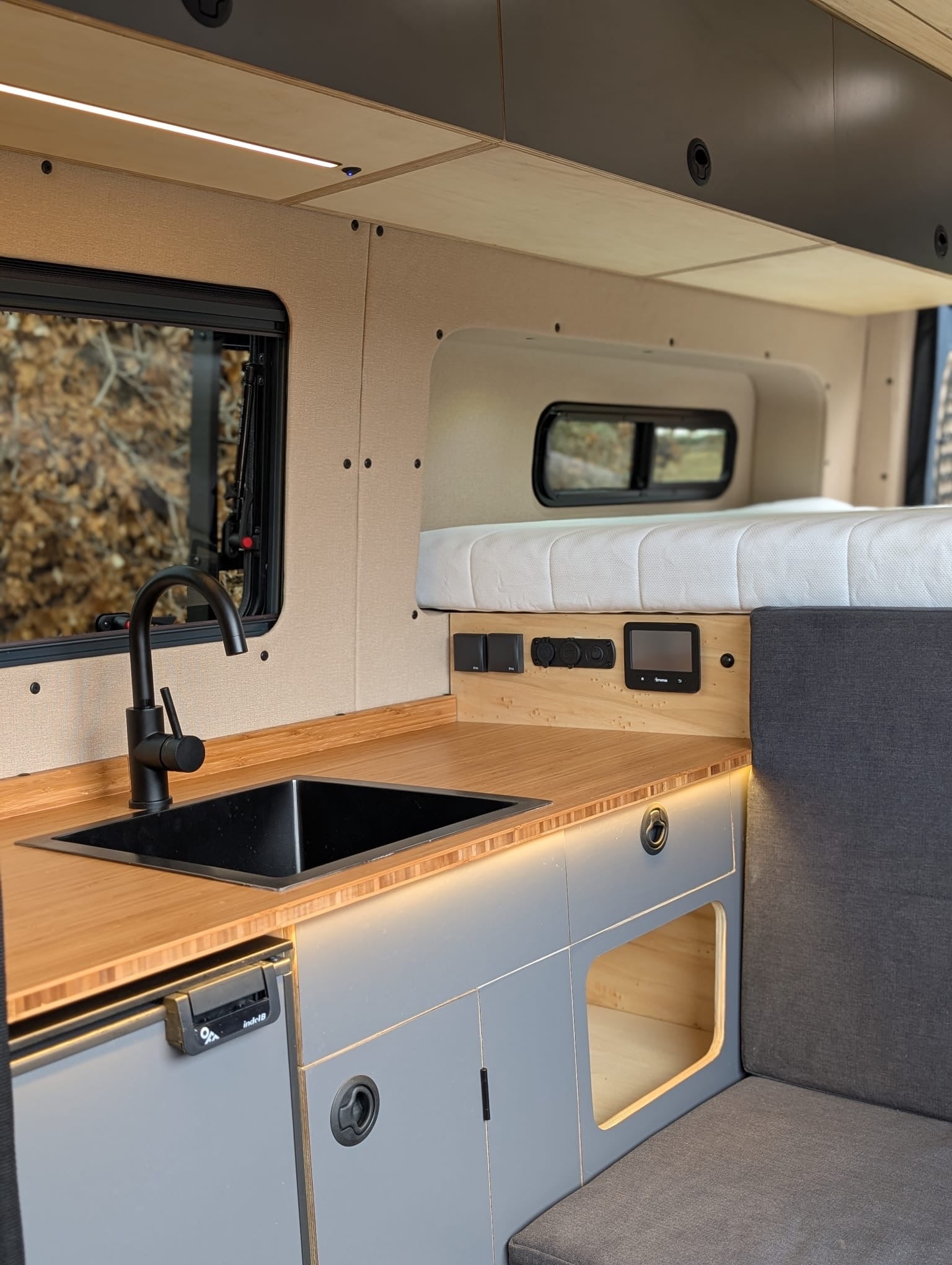 ADV Mercedes Sprinter MWB side pods