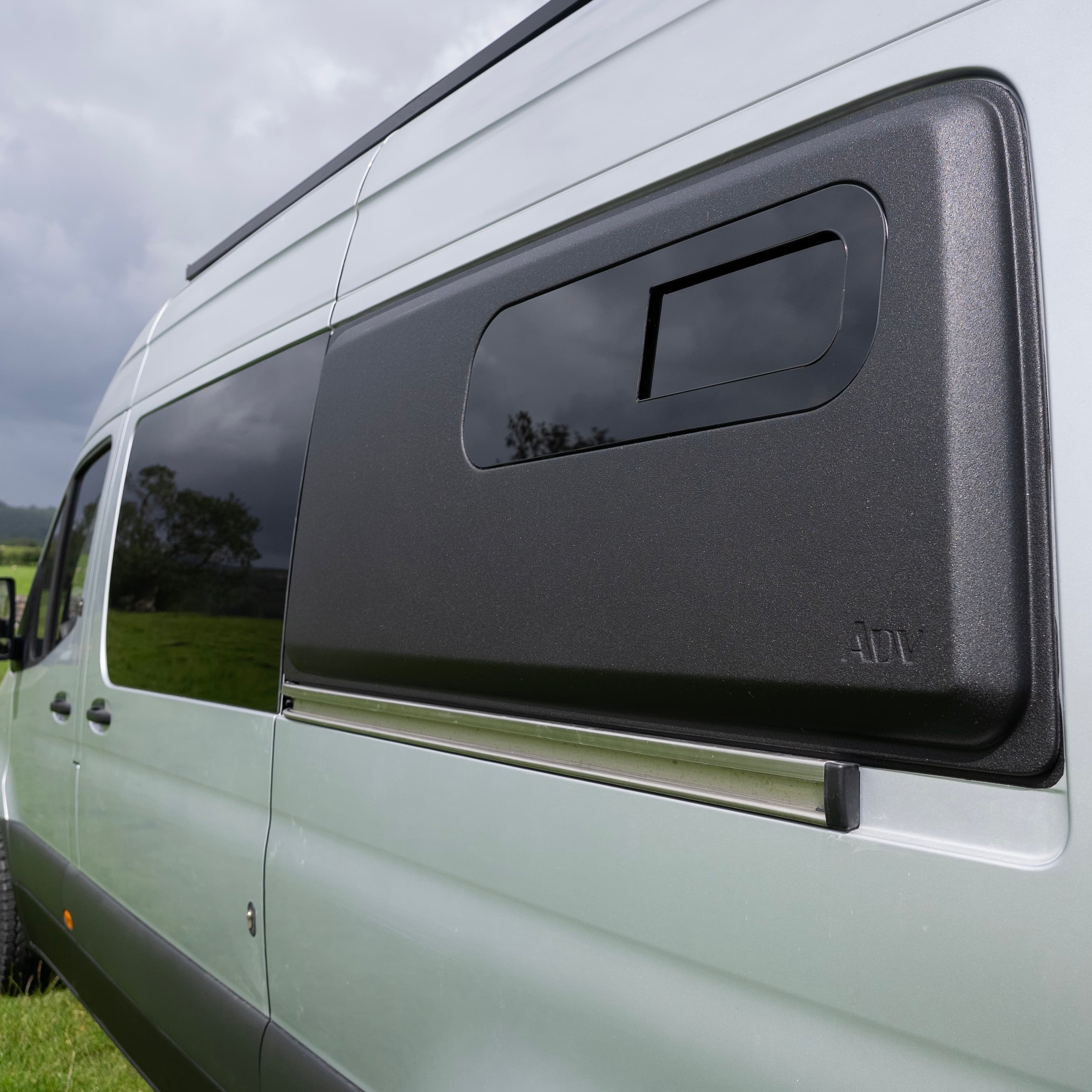 MWB Sprinter pod LHS Rear view - Raptor