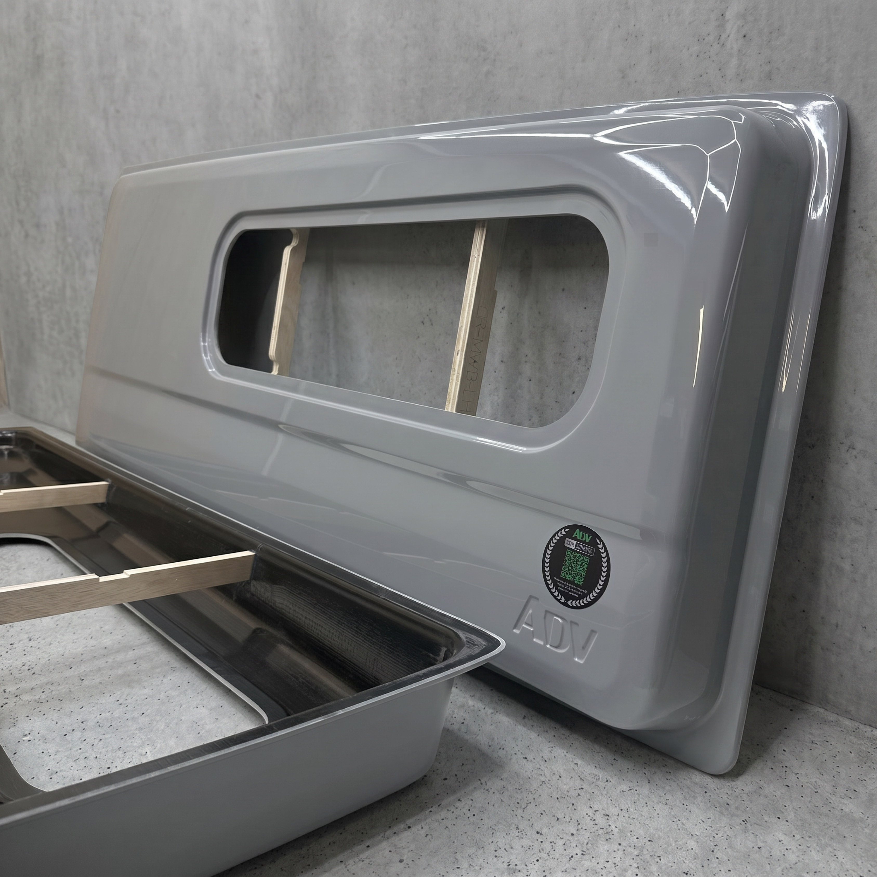 ADV Crafter/TGE MWB side pods